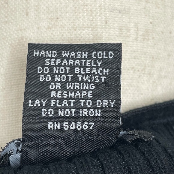 NEW YORK & CO Black Ribbed V-Neck Cardigan - Picture 13 of 14